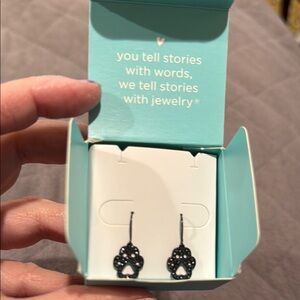 Sophisticated Black Jewelry Earrings